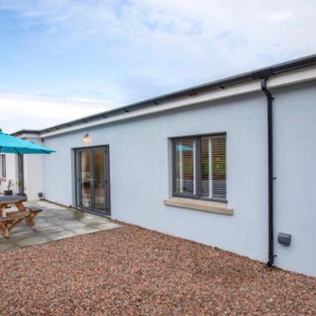 Josies Place At Waters Edge Self Catering Apartment Glenarm Extérieur photo
